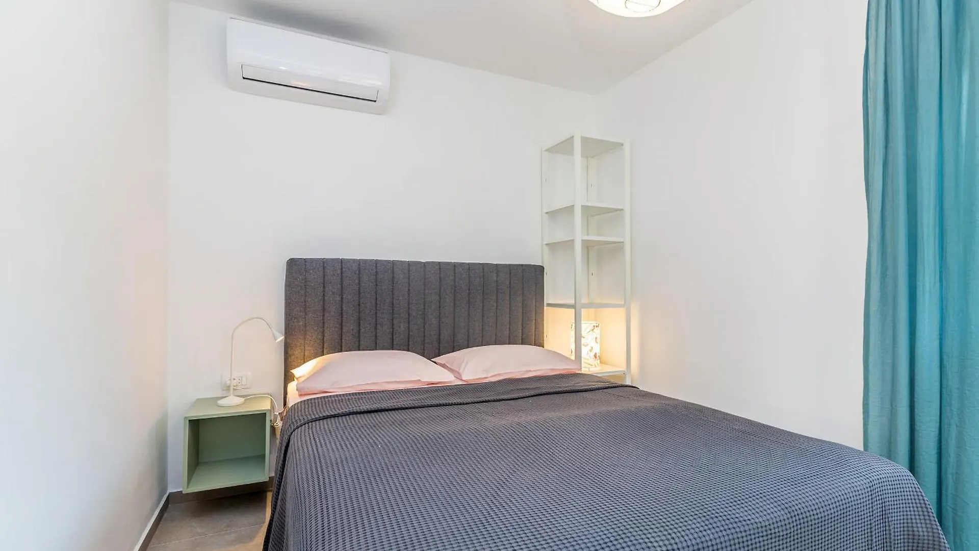 Holiday House Summer Breeze Pinezici  Croatia